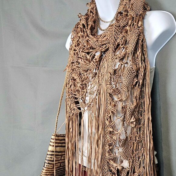 70s Vintage Boho Macrame Crochet Fringe Handmade Wrap - Picture 3 of 8